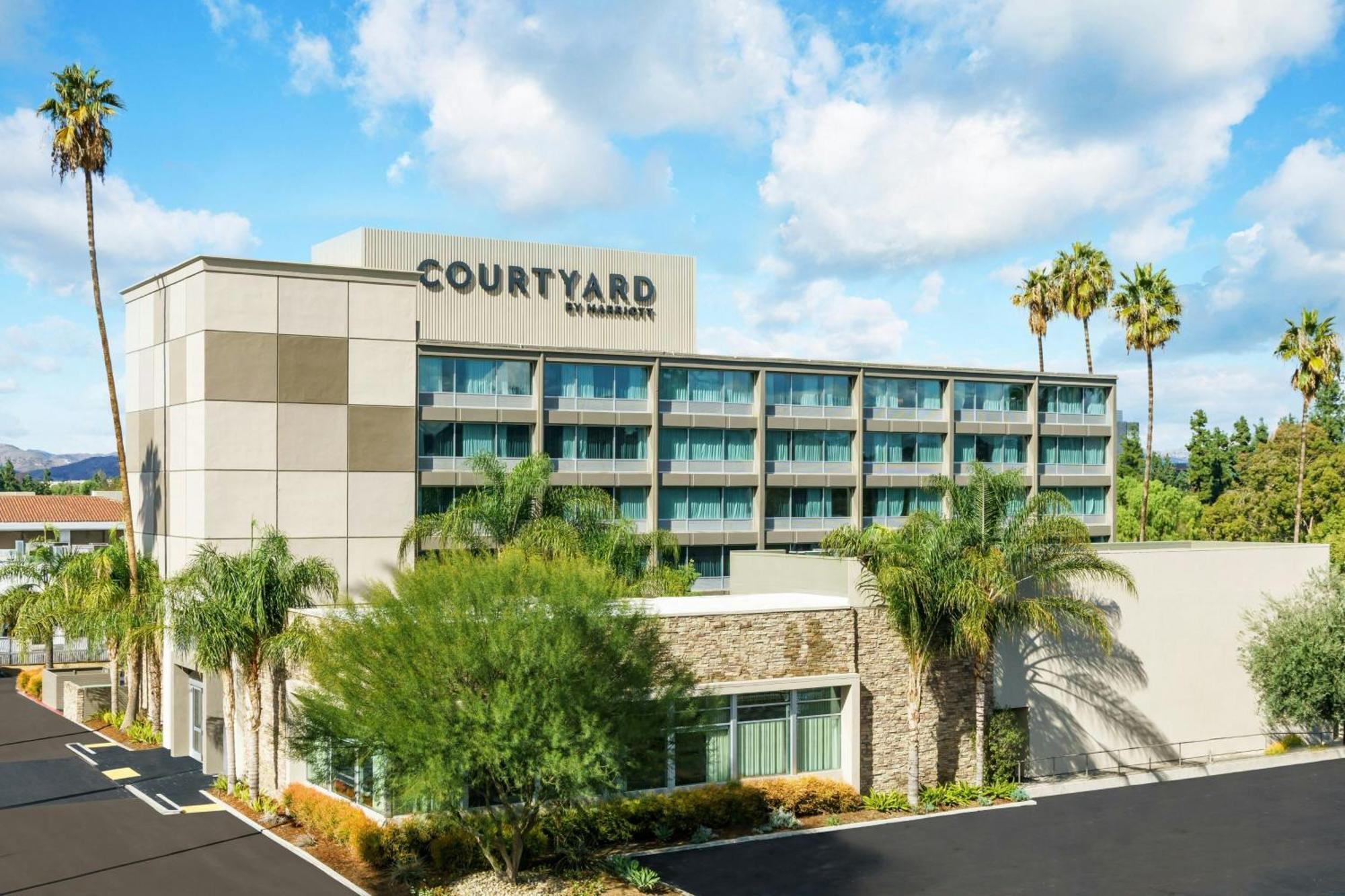 Courtyard By Marriott Angeles Woodland Hills 3* Los Ángeles