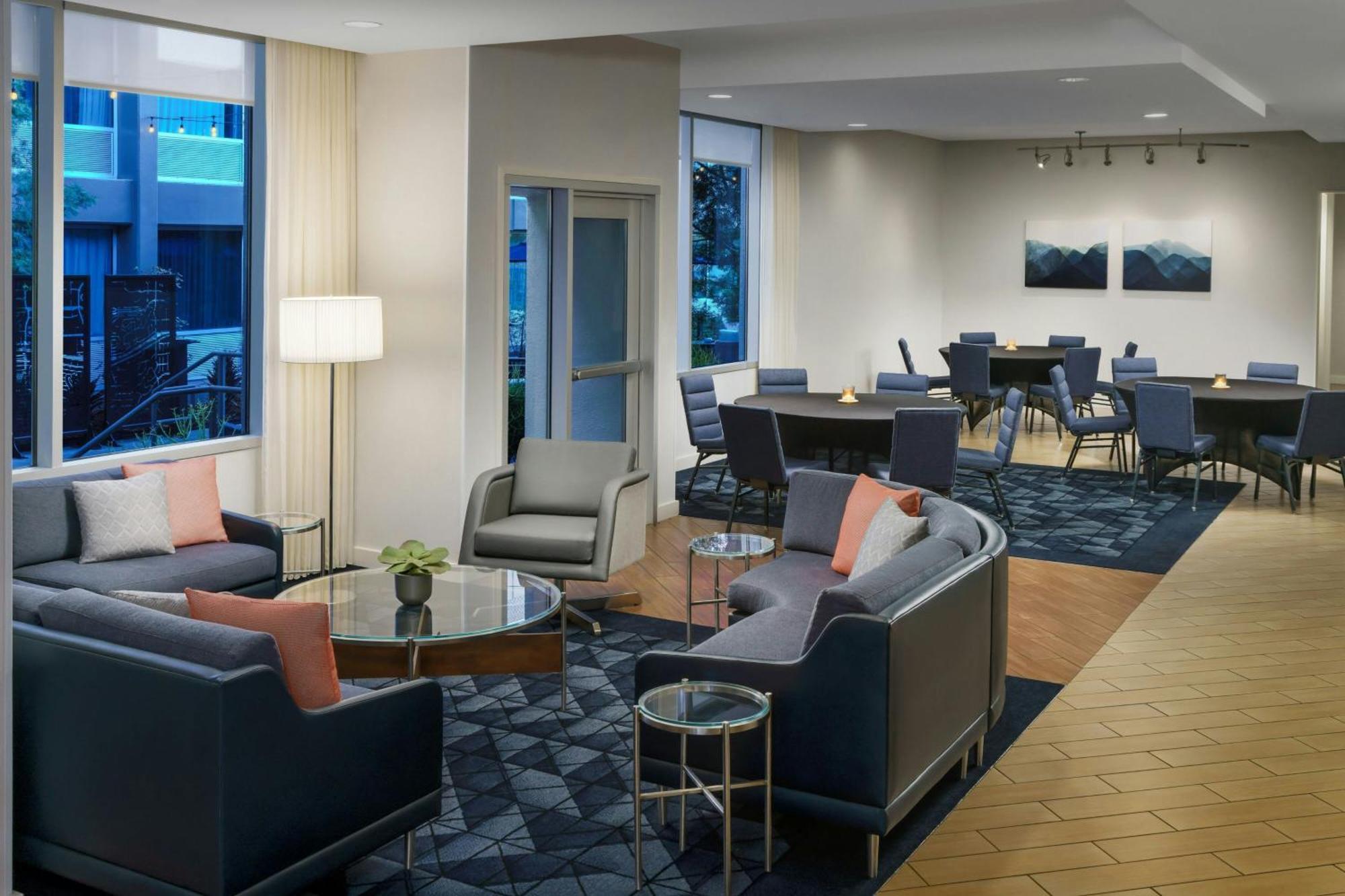 Courtyard By Marriott Angeles Woodland Hills Los Angeles